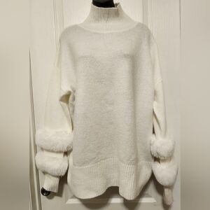 Philosophy White Turtleneck Sweater with Faux Fur Accents Size Large EUC